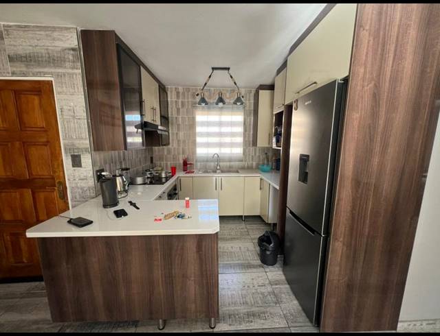 2 BEDROOM APARTMENT FOR SALE IN HELIKONPARK